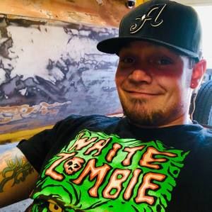 Meet your Posher, Zachary